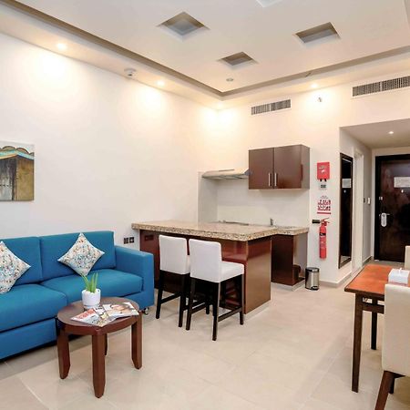 Metropolitan Al Mafraq Hotel Αμπού Ντάμπι Εξωτερικό φωτογραφία