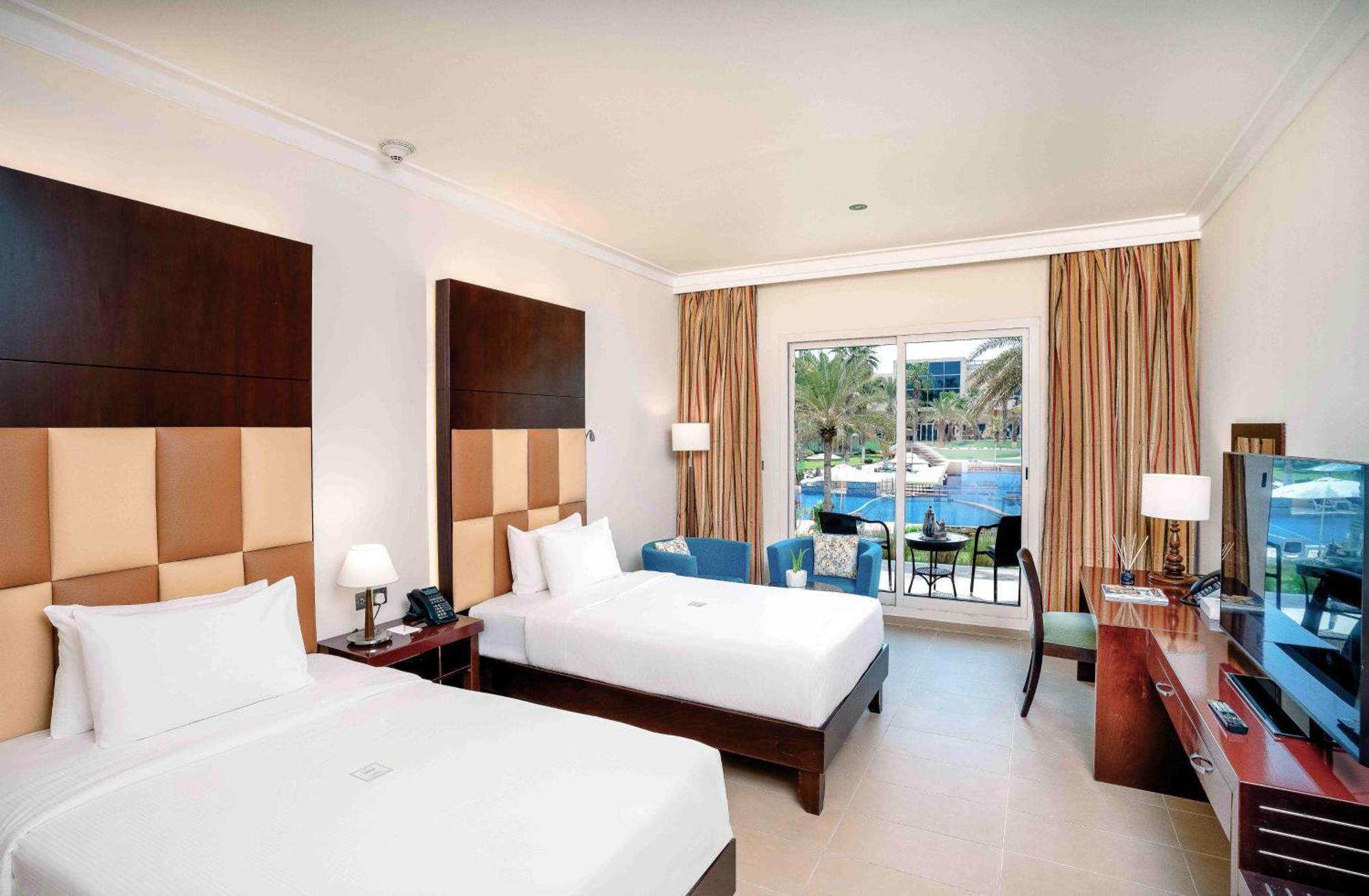 Metropolitan Al Mafraq Hotel Αμπού Ντάμπι Εξωτερικό φωτογραφία