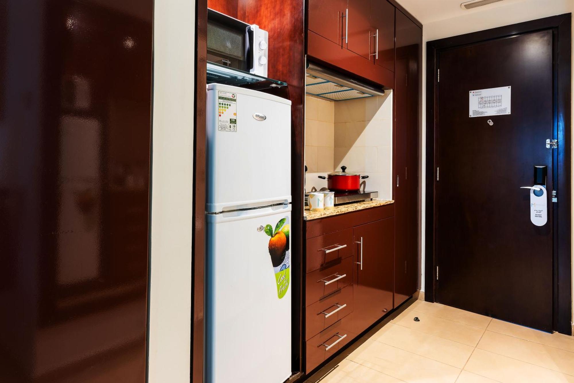Metropolitan Al Mafraq Hotel Αμπού Ντάμπι Εξωτερικό φωτογραφία