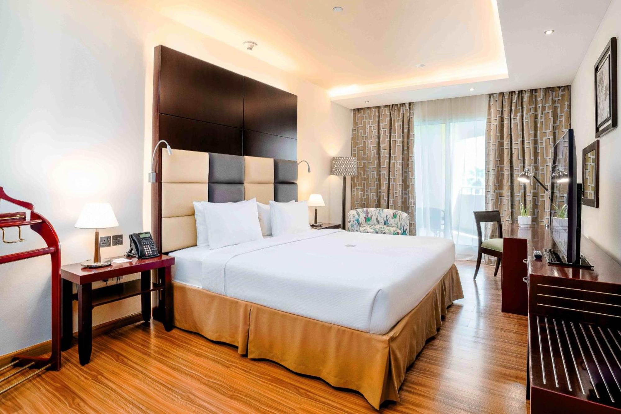 Metropolitan Al Mafraq Hotel Αμπού Ντάμπι Εξωτερικό φωτογραφία