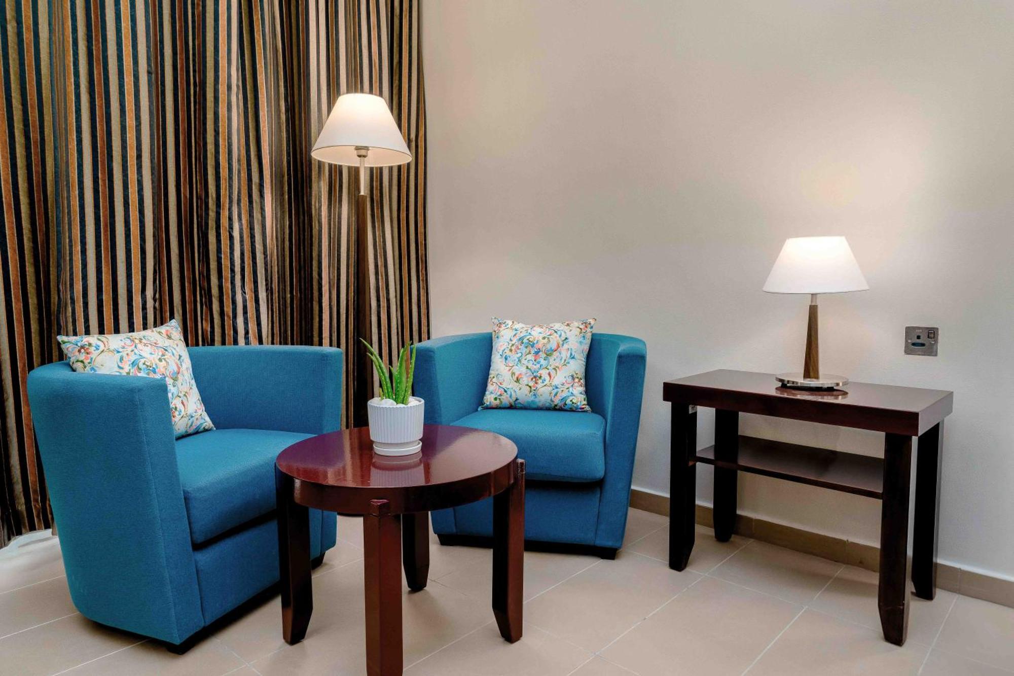 Metropolitan Al Mafraq Hotel Αμπού Ντάμπι Εξωτερικό φωτογραφία